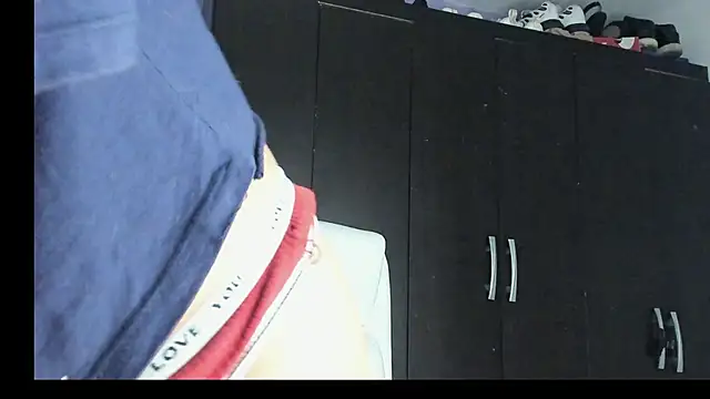 ReisheII Andersom online show from February 25, 2025, 12:49 pm