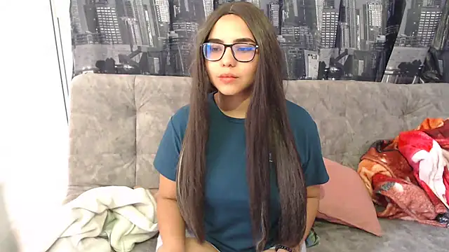 Miapeyton online show from January 29, 2025, 3:37 pm