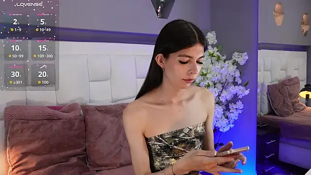 Snapshot of CuteAri chatting on October 18, 2025, 8:44 pm CuteAri online show from October 18, 2025, 8:44 pm