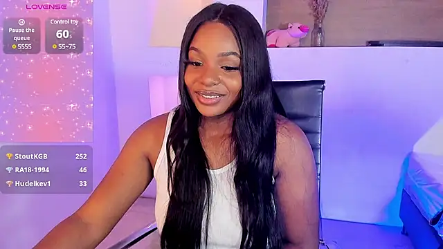 Snapshot of IvyBliss8 chatting on February 10, 2025, 6:13 pm IvyBliss8 online show from February 10, 2025, 6:13 pm