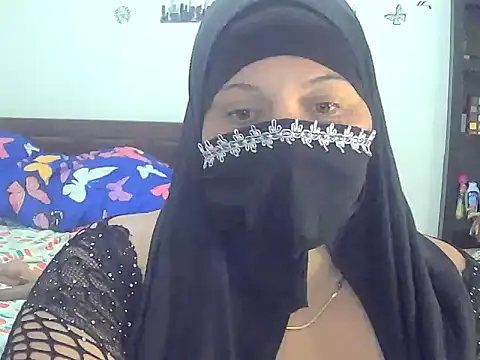 Jasmy lovee online show from December 4, 2024, 2:03 am