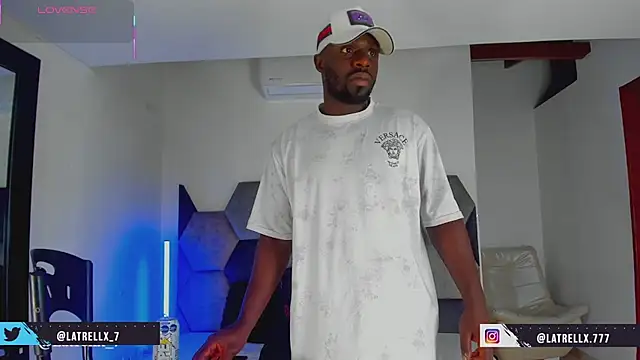Snapshot of Latrellx7 chatting on June 30, 2026, 3:39 am Latrellx7 online show from June 30, 2026, 3:39 am