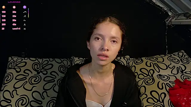 Snapshot of sweetdam12 chatting on October 22, 2025, 7:35 pm sweetdam12 online show from October 22, 2025, 7:35 pm