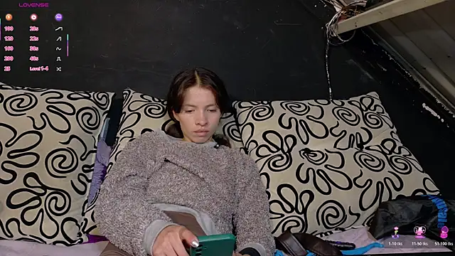 Snapshot of sweetdam12 chatting on October 31, 2025, 8:16 pm sweetdam12 online show from October 31, 2025, 8:16 pm