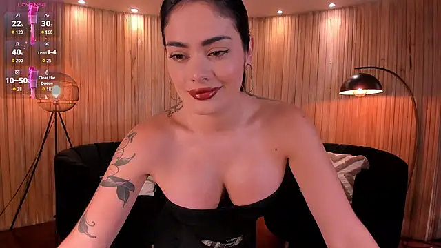 Snapshot of GiaFerrara chatting on November 26, 2025, 7:25 pm GiaFerrara online show from November 26, 2025, 7:25 pm