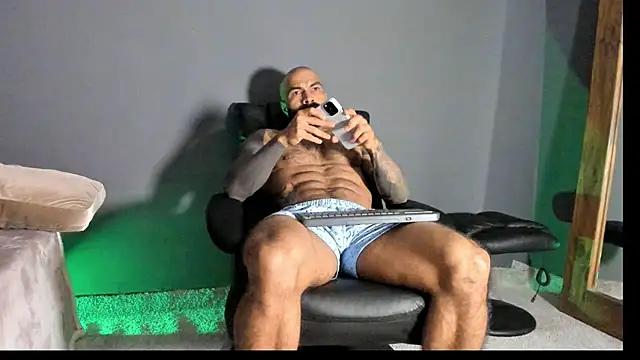 Brock hurn1 online show from October 9, 2025, 1:39 am