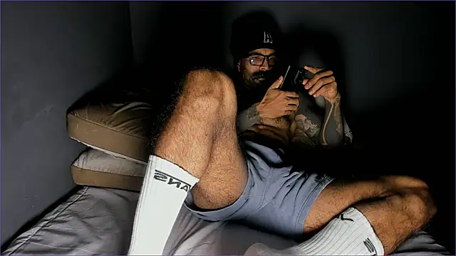 Snapshot of Brock_hurn1 chatting on August 1, 2026, 2:20 am Brock hurn1 online show from August 1, 2026, 2:20 am