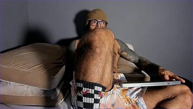 Snapshot of Brock_hurn1 chatting on August 2, 2026, 2:04 pm Brock hurn1 online show from August 2, 2026, 2:04 pm