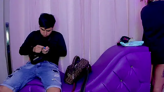 Yourslust  online show from February 14, 2026, 7:25 pm