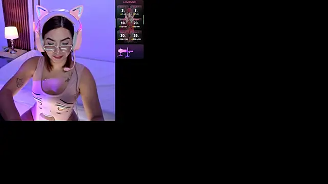 CamilaVegas  online show from July 25, 2026, 1:50 pm