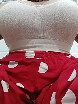 Snapshot of cute-mahek chatting on July 22, 2026, 7:16 pm cute-mahek online show from July 22, 2026, 7:16 pm