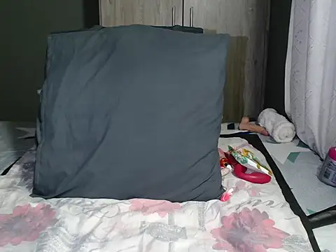 WetwetPussy31 online show from July 15, 2026, 4:08 am