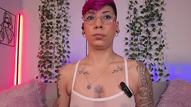 MiaMorgan  online show from March 6, 2026, 11:05 am