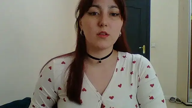 MiaStika online show from March 18, 2025, 9:10 pm