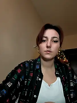 MiaStika online show from December 29, 2024, 9:28 am