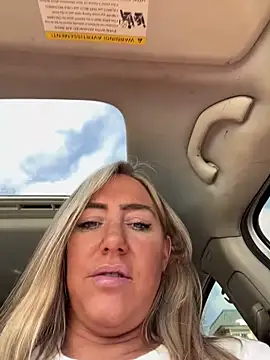 sunshinekisses online show from March 24, 2026, 4:51 pm