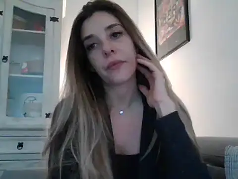 MissBella131 online show from December 3, 2024, 10:56 am