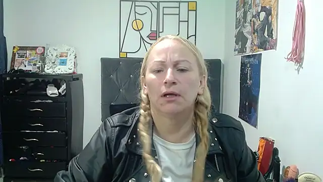 Snapshot of emperabigbootybigass chatting on May 7, 2026, 12:30 pm emperabigbootybigass online show from May 7, 2026, 12:30 pm