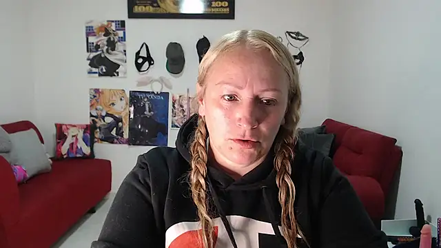 Snapshot of emperabigbootybigass chatting on October 9, 2025, 12:28 pm emperabigbootybigass online show from October 9, 2025, 12:28 pm