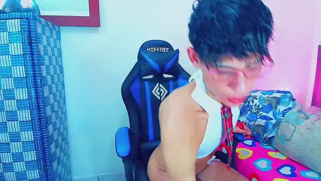 Snapshot of aidaathh chatting on October 26, 2025, 4:24 am aidaathh online show from October 26, 2025, 4:24 am