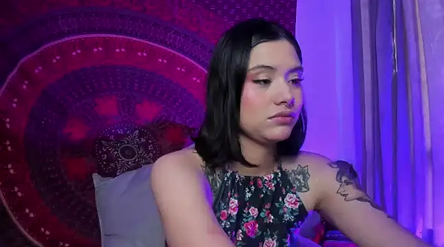 Snapshot of _Valkyrie chatting on March 3, 2025, 7:28 pm Valkyrie online show from March 3, 2025, 7:28 pm