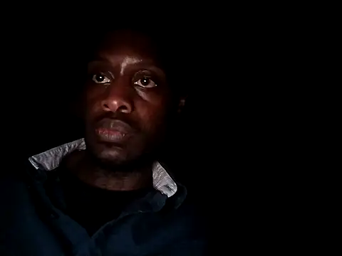 Snapshot of DevinToore chatting on October 23, 2025, 8:35 am DevinToore online show from October 23, 2025, 8:35 am