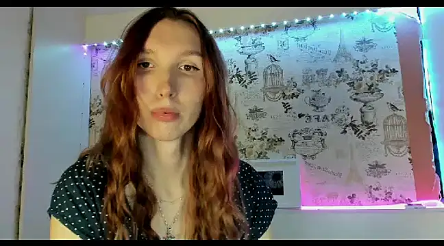Snapshot of LisaIcon chatting on January 20, 2025, 1:00 pm LisaIcon online show from January 20, 2025, 1:00 pm