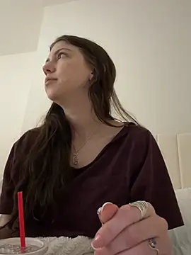 emilycoco online show from March 16, 2026, 3:58 am