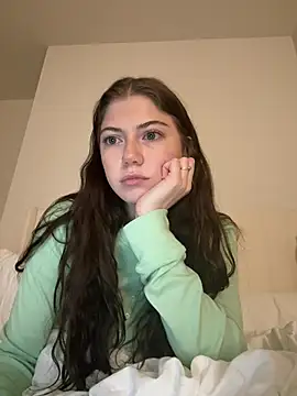 emilycoco online show from February 22, 2026, 3:53 am