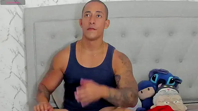 Snapshot of luigiferrara chatting on July 1, 2026, 9:59 pm luigiferrara online show from July 1, 2026, 9:59 pm