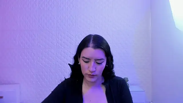 Violetaa diazz online show from April 25, 2026, 9:12 pm