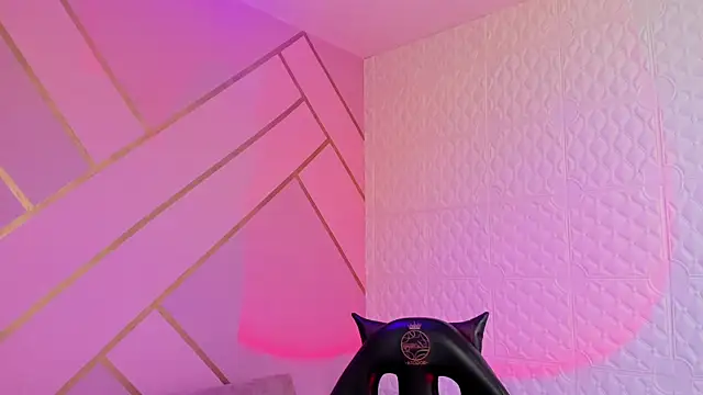 Violetaa diazz online show from December 20, 2025, 9:28 pm