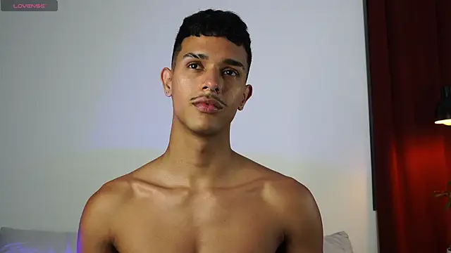 Snapshot of Busterspinter chatting on March 7, 2026, 12:39 am Busterspinter online show from March 7, 2026, 12:39 am