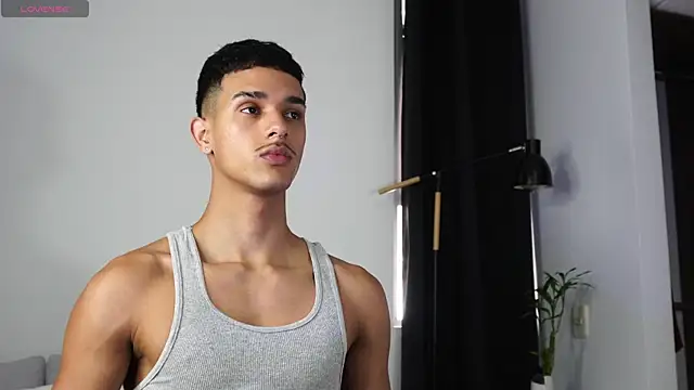 Snapshot of Busterspinter chatting on March 19, 2026, 7:14 pm Busterspinter online show from March 19, 2026, 7:14 pm