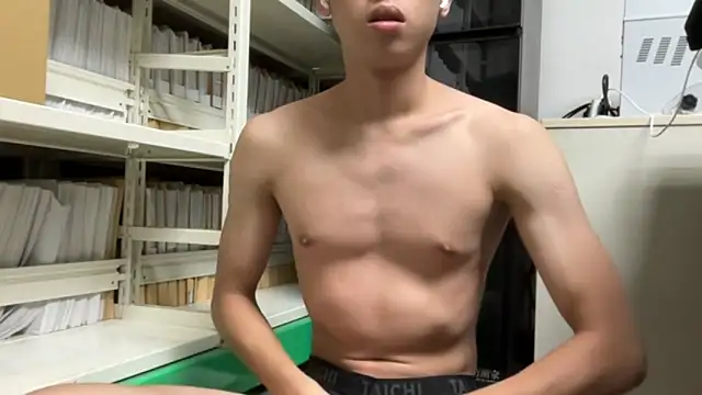 Benson18y online show from November 13, 2025, 4:16 am