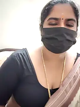 Snapshot of rani_deepa chatting on November 22, 2025, 2:16 pm rani deepa online show from November 22, 2025, 2:16 pm