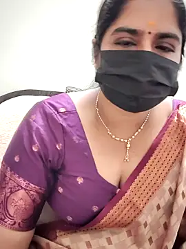 Snapshot of rani_deepa chatting on October 17, 2025, 3:58 pm rani deepa online show from October 17, 2025, 3:58 pm