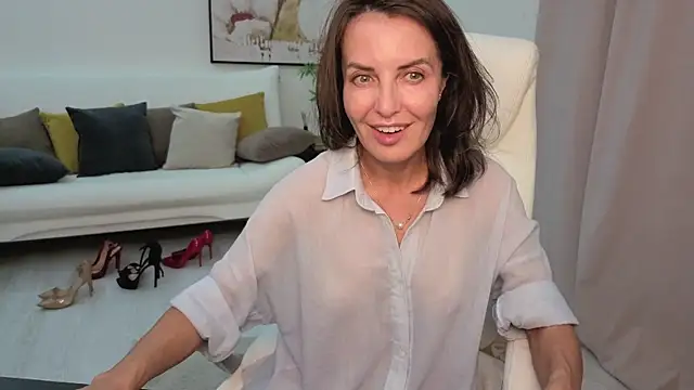 Beylly online show from September 9, 2025, 3:43 pm