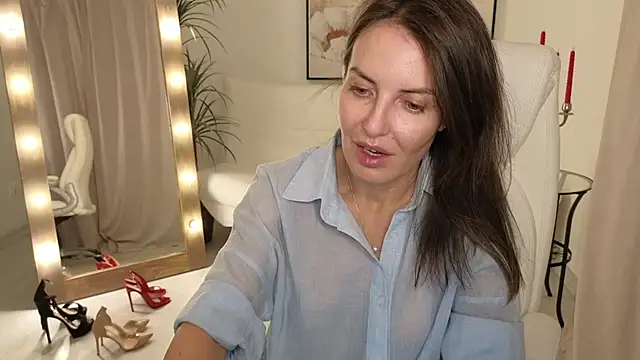 Beylly online show from February 26, 2025, 2:30 am