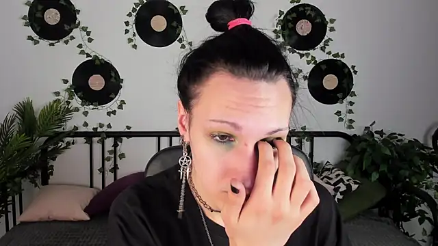 Snapshot of FillDammon chatting on March 19, 2025, 10:11 am FillDammon online show from March 19, 2025, 10:11 am