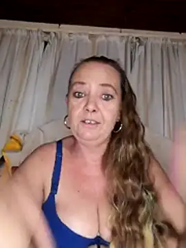 Kimmyb777 online show from June 19, 2026, 4:57 pm
