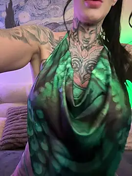 Snapshot of MeganWitch chatting on August 8, 2026, 6:04 pm MeganWitch online show from August 8, 2026, 6:04 pm