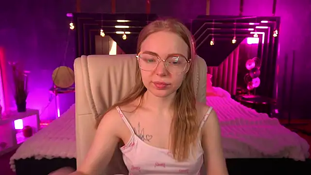 EmilySunshineS online show from March 22, 2026, 7:21 am