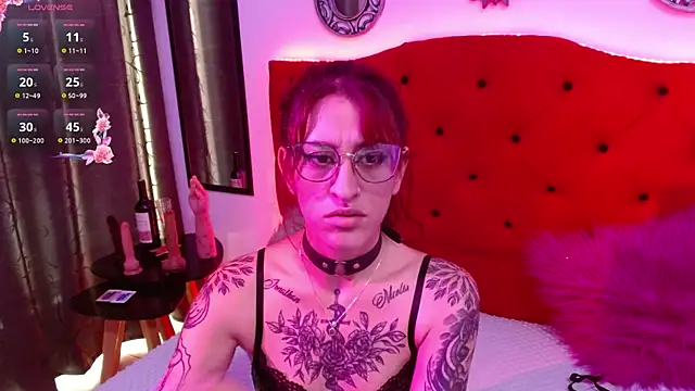 Sofi F w online show from February 26, 2025, 9:31 pm