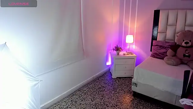 Snapshot of Andy_Gamboa chatting on November 6, 2025, 1:15 pm Andy Gamboa online show from November 6, 2025, 1:15 pm