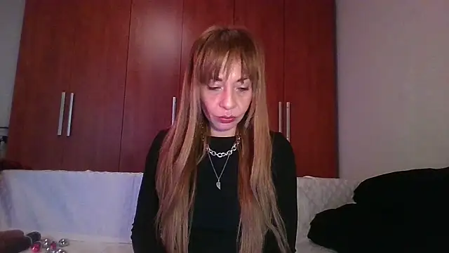 KarolinaReaper online show from October 18, 2025, 2:19 pm