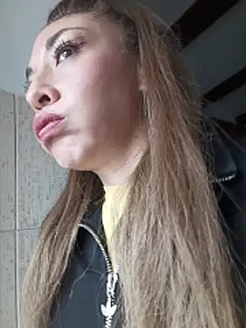 Snapshot of KarolinaReaper chatting on March 9, 2026, 12:30 pm KarolinaReaper online show from March 9, 2026, 12:30 pm