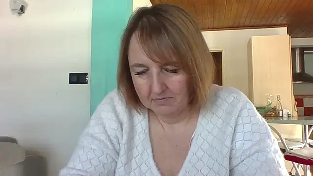 Sandcoq online show from March 17, 2026, 12:19 pm