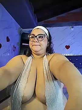 KATIIA16 online show from March 5, 2025, 9:16 am