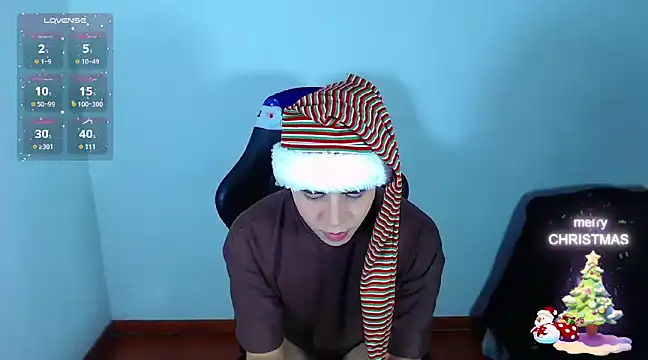 Snapshot of daniel_hot chatting on December 11, 2024, 12:33 am daniel hot online show from December 11, 2024, 12:33 am